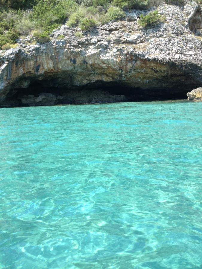 Casa Vacanza Maria Antonieta マリーナ・ディ・カメロータ エクステリア 写真